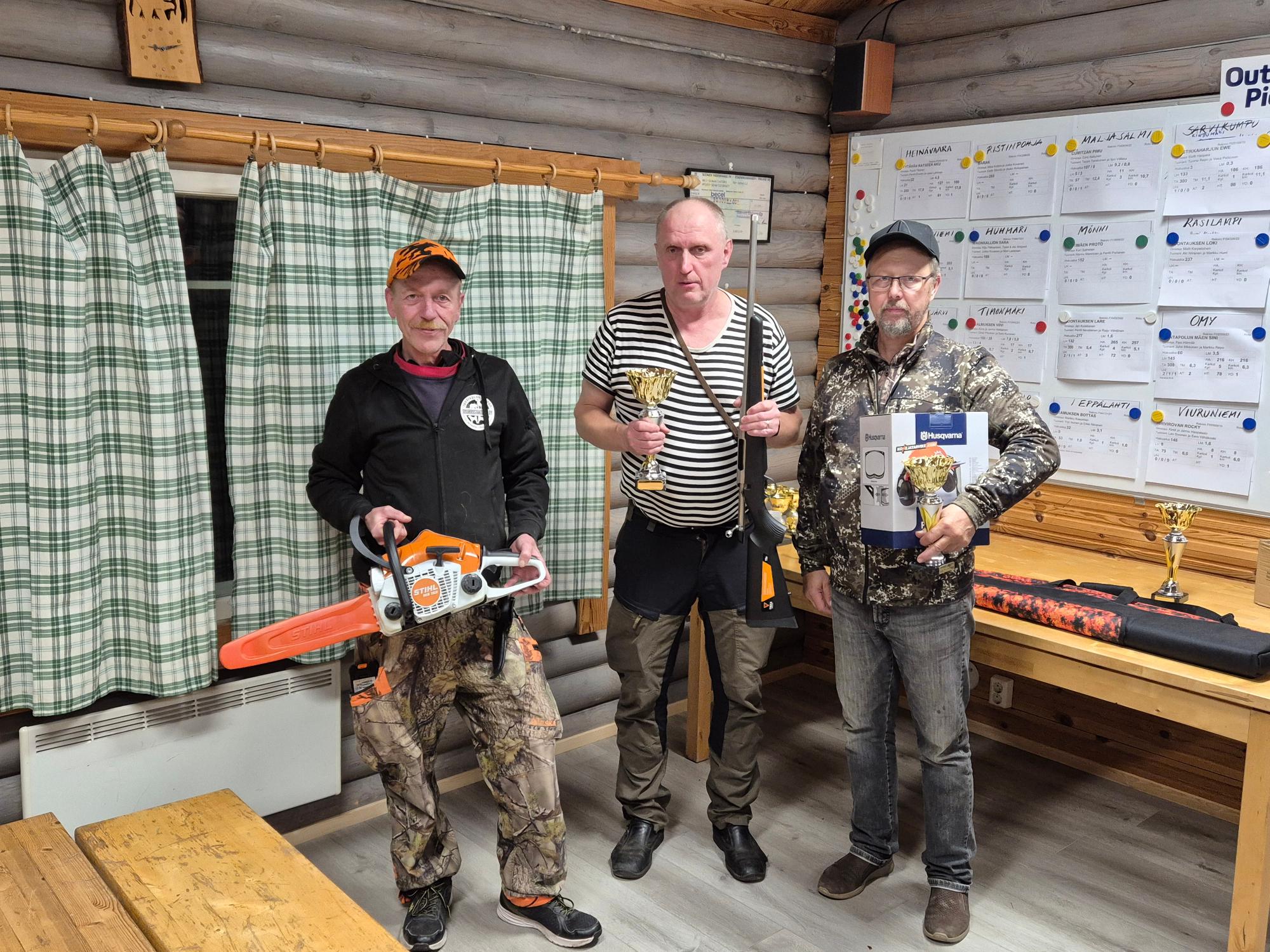 Kuvassa vasemmalta Hönnilä, Kuokkkanen, Kilpinen