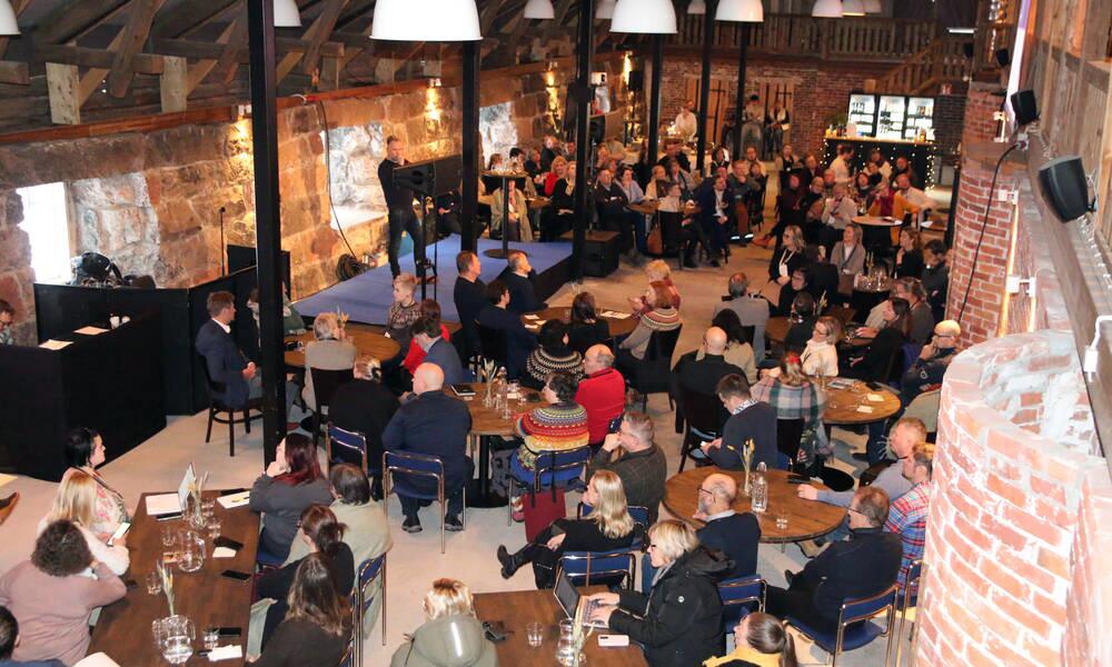 Tapahtuma kokosi salin täyteen maaseutumatkailuyrittäjiä