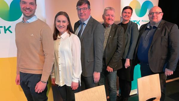 Vasemmalta lukien Jouni Ovaska, Lotta Hamari, Arto Satonen, Kauko Turunen, Mirka Löf sekä Janne Ojala